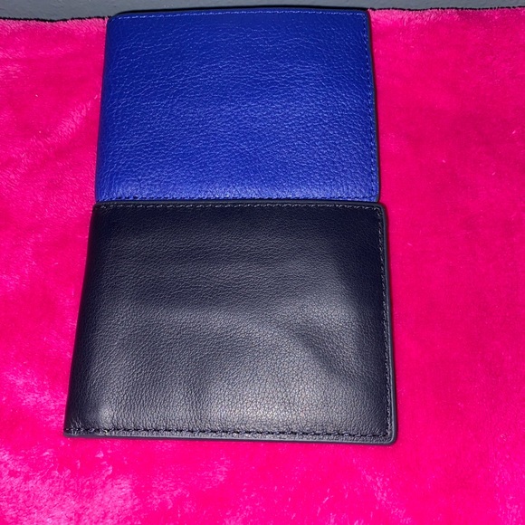 NWT - BANANA REPUBLIC Color Block
Leather Billfold Wallet - Picture 5 of 6